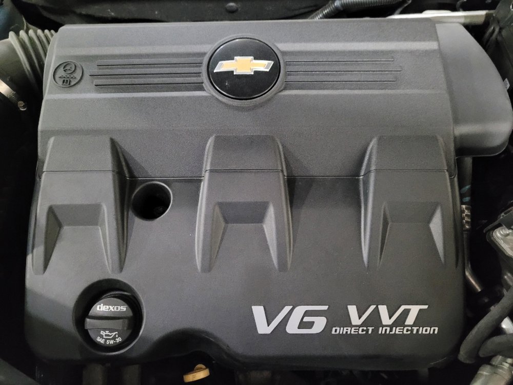 Used 2016 Chevrolet Equinox LTZ w/ Enhanced Convenience Package AWD/4WD image 30