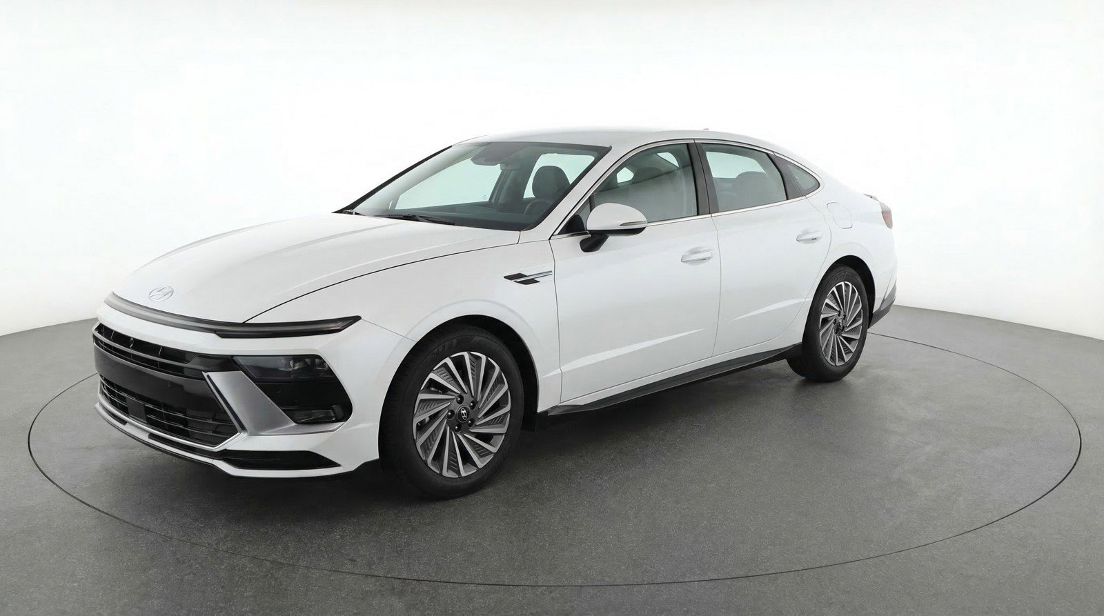 Used 2025 Hyundai Sonata SEL image 3