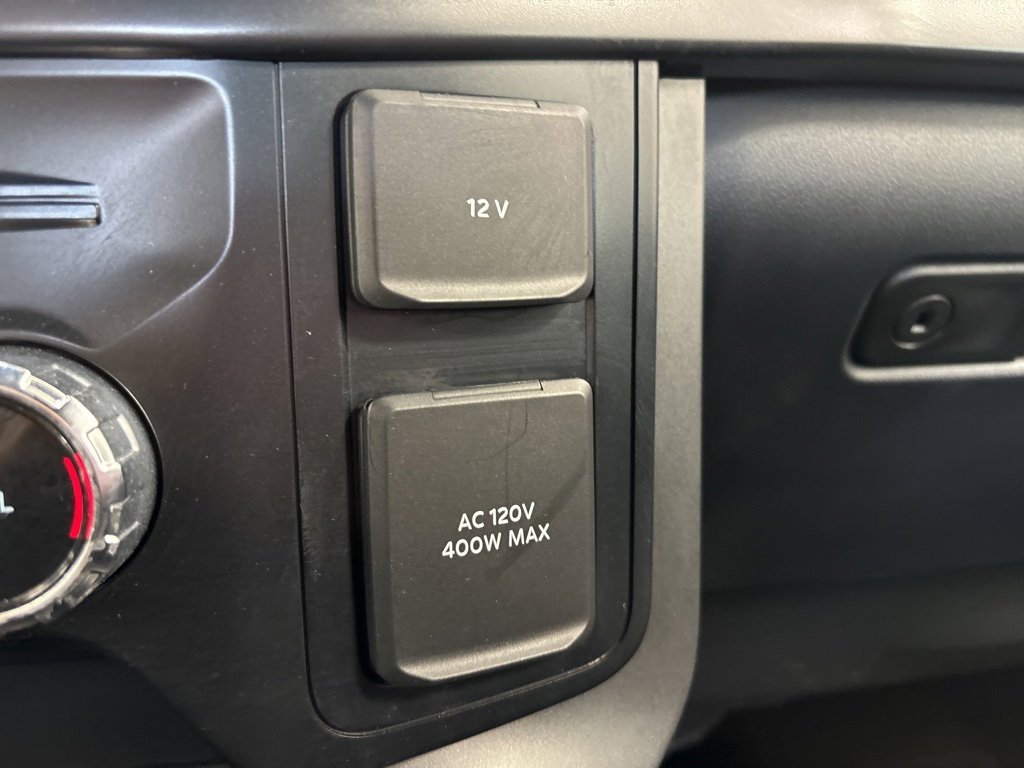 Used 2024 Ford F150 XLT w/ XLT Black Appearance Package image 43