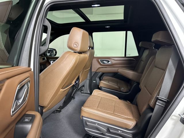 Used 2023 Chevrolet Tahoe High Country AWD/4WD image 26