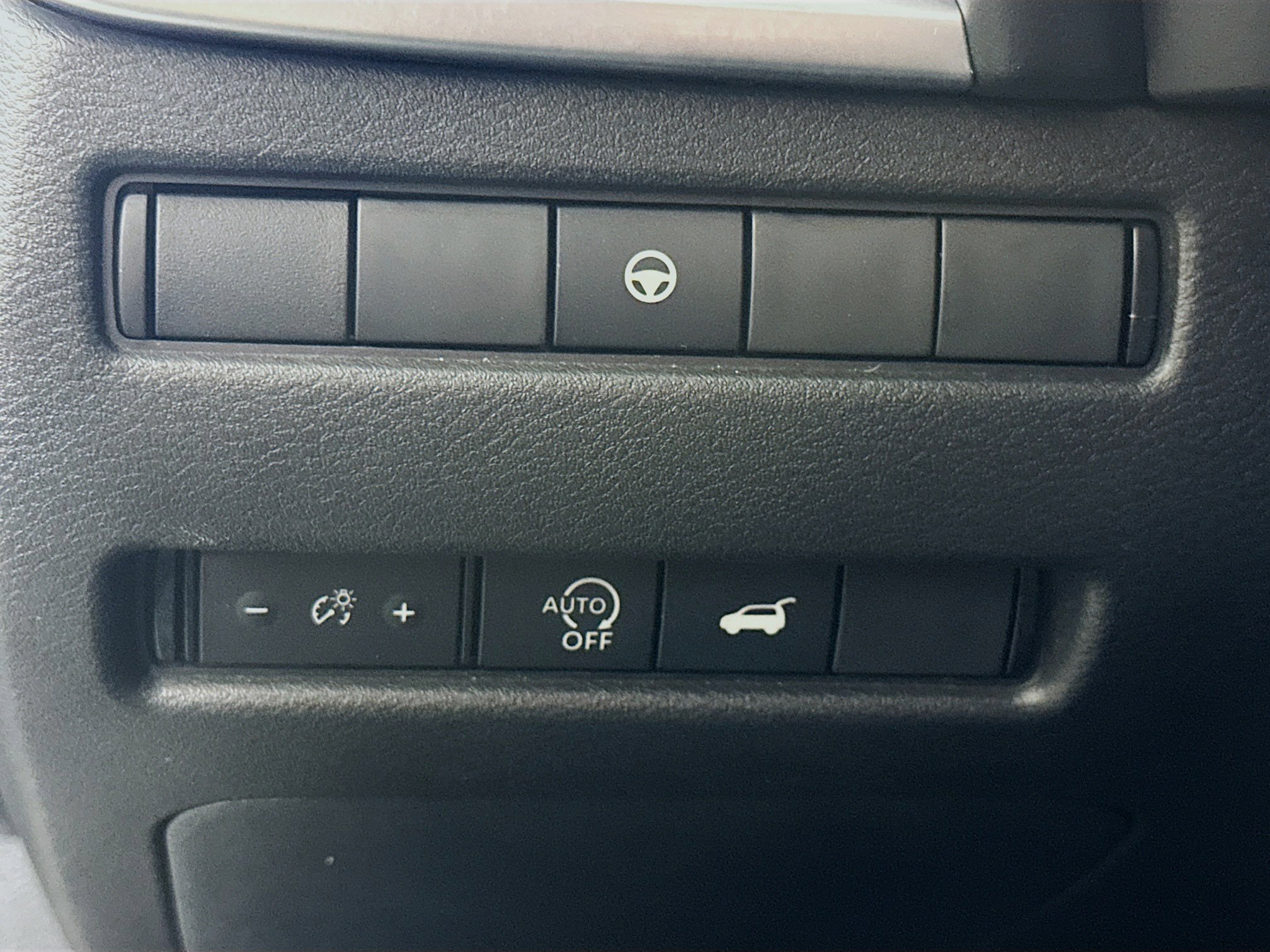 Used 2023 Nissan Rogue SL image 17