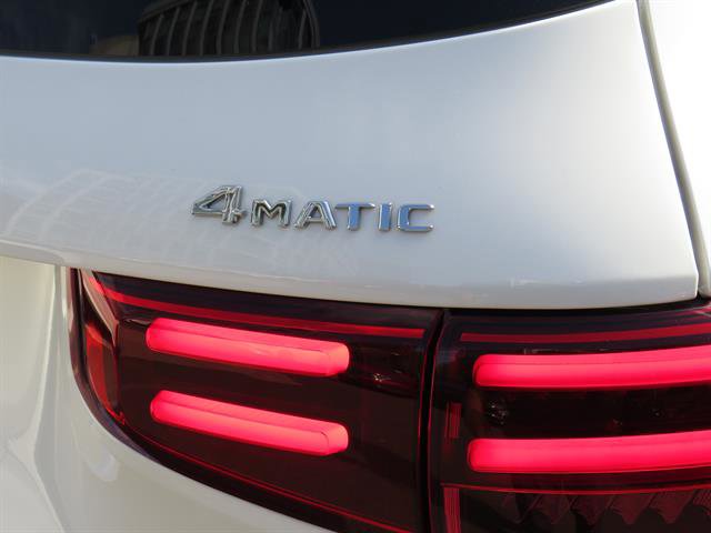 Used 2025 Mercedes-Benz GLB 250 4MATIC image 30