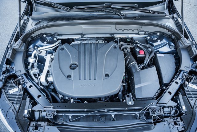 New 2026 Volvo XC60 B5 Core w/ Climate Package image 20