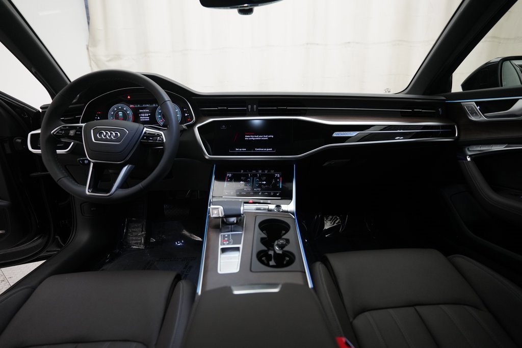 New 2025 Audi A6 3.0T Prestige image 5