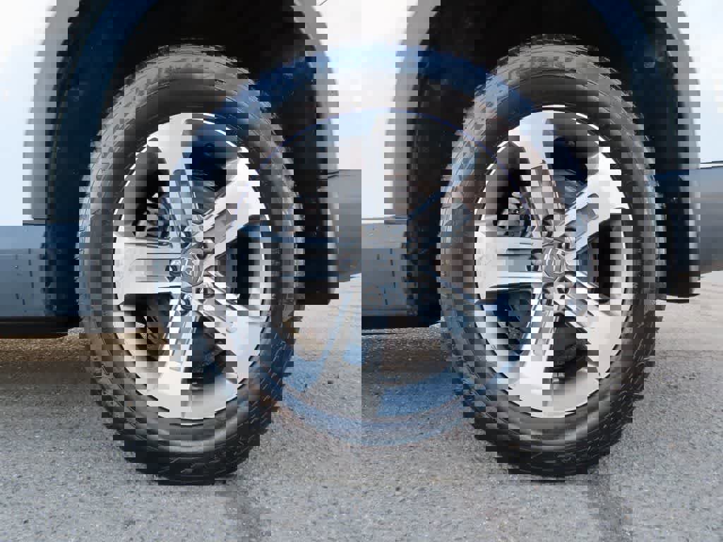 Certified 2024 Honda Pilot EX-L image 9