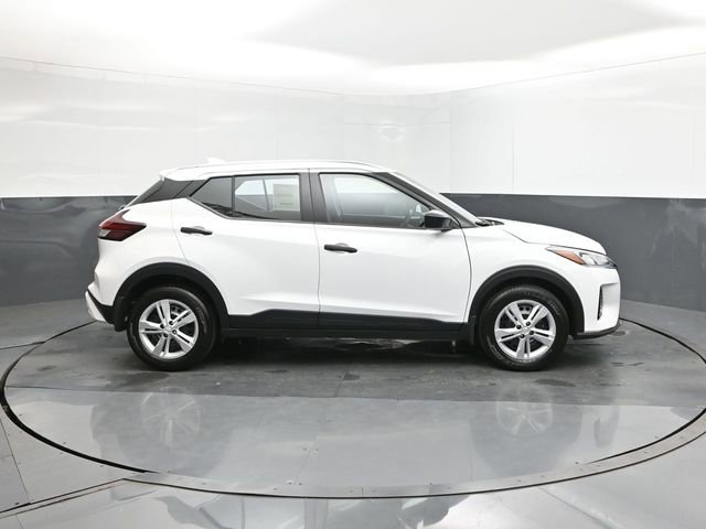 New 2025 Nissan Kicks Play S image 26