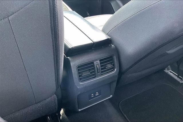 Certified 2023 Nissan Rogue SV image 10