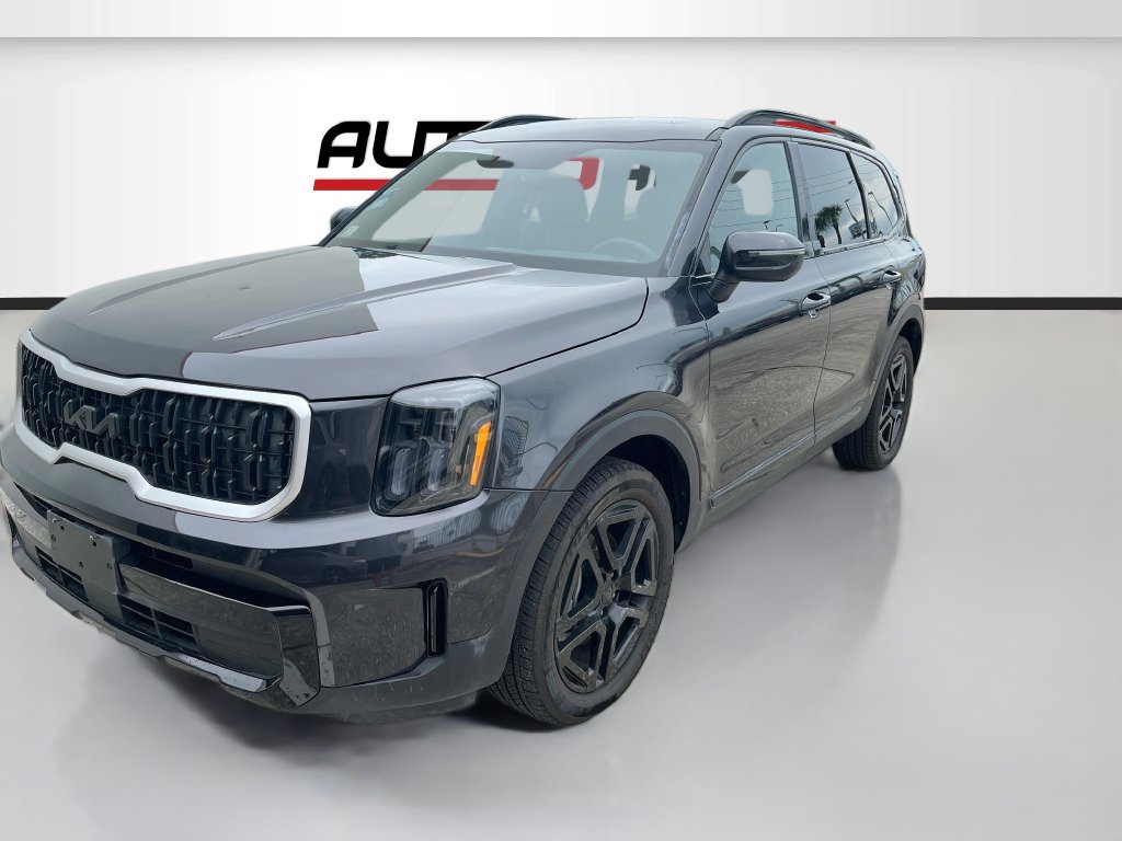 Used 2025 Kia Telluride EX X-Line AWD/4WD image 3