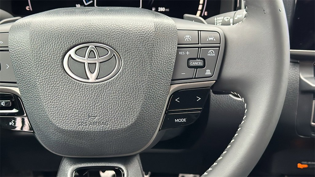 New 2026 Toyota Camry Hybrid image 28