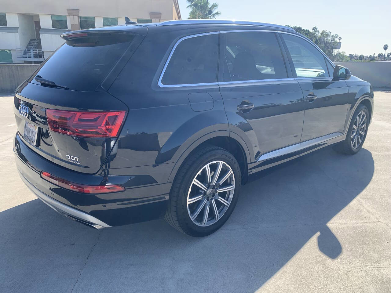 Used 2017 Audi Q7 3.0T Premium AWD/4WD image 6