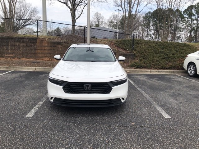 Used 2024 Honda Accord EX image 2