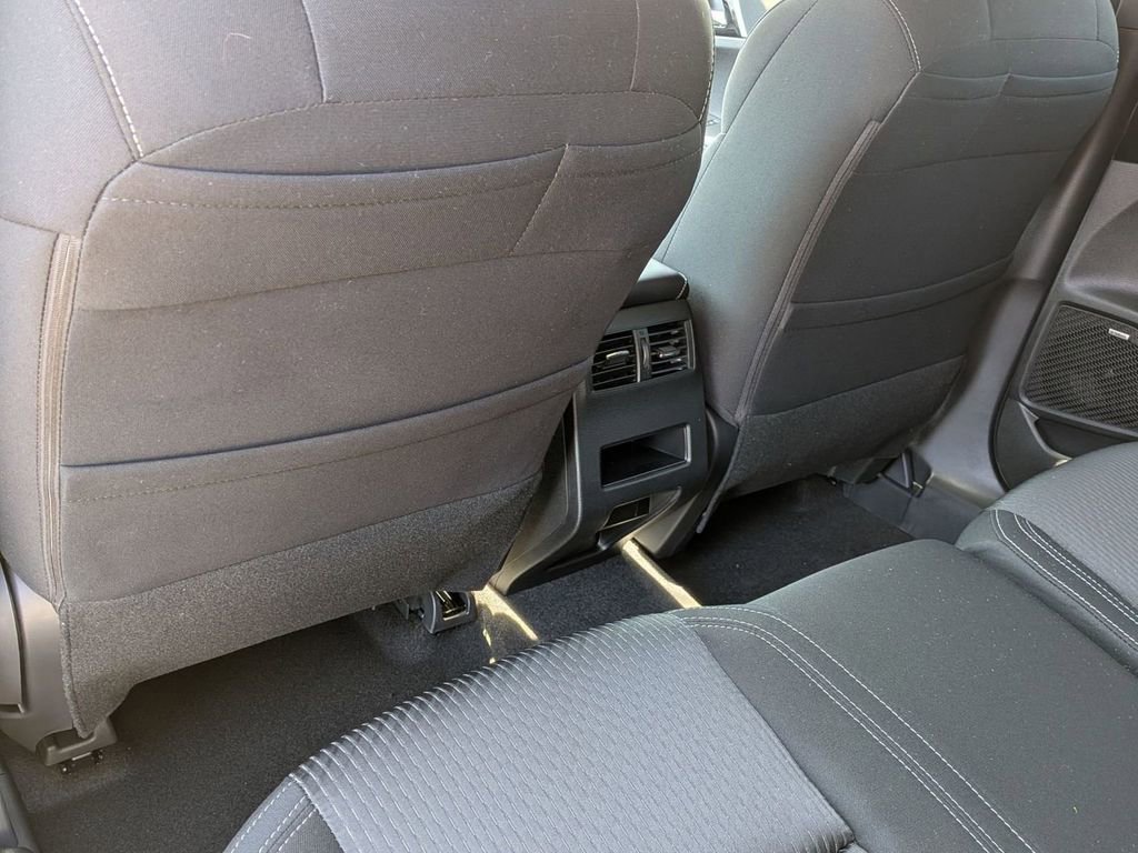 New 2026 Mitsubishi Outlander ES image 27