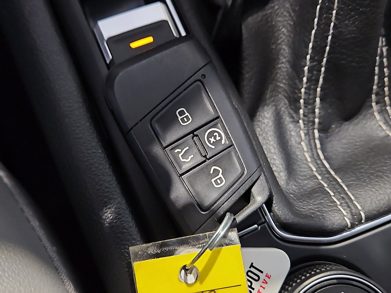 Used 2022 Volkswagen Taos SE image 19