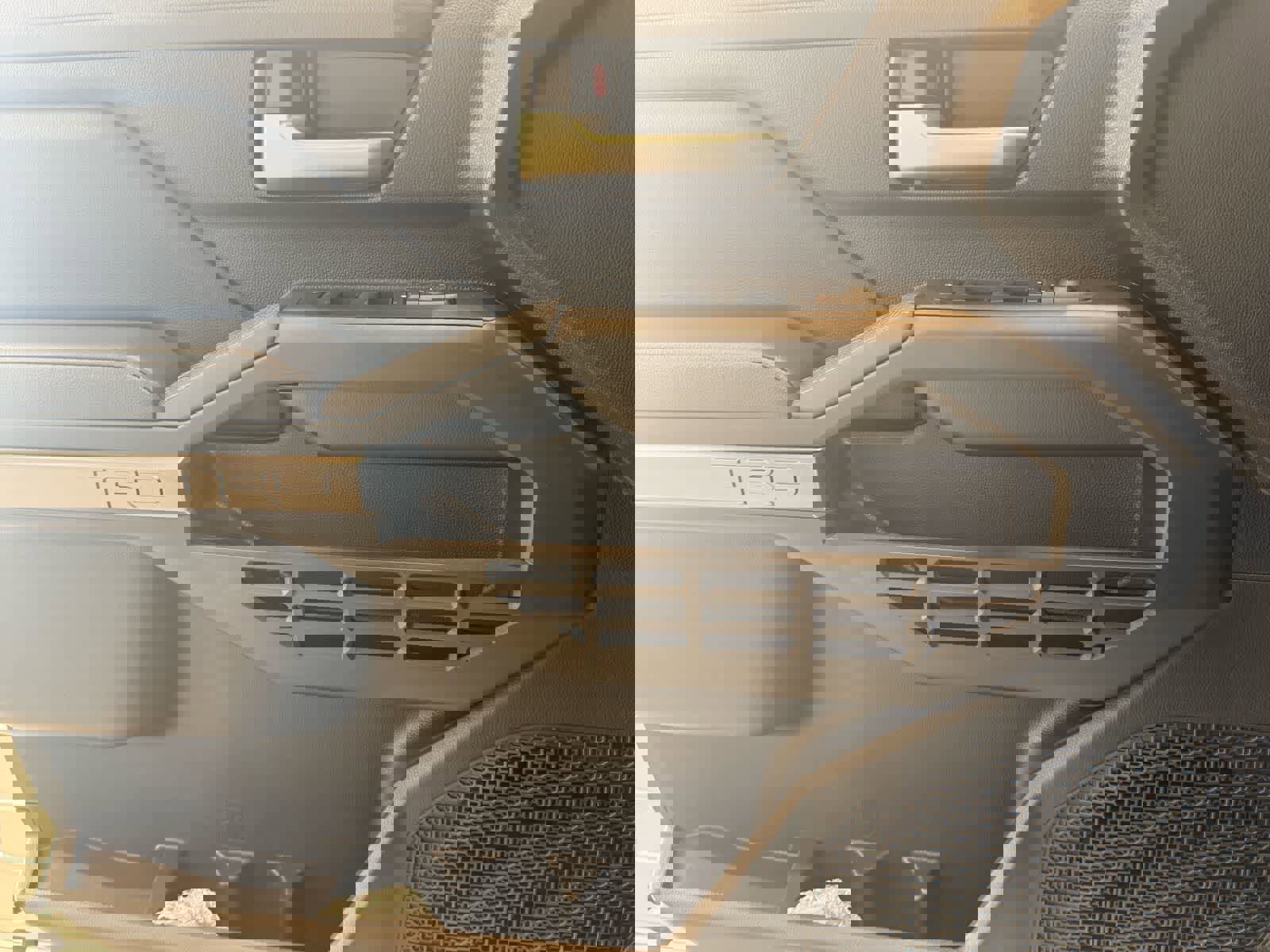 Used 2025 Toyota Tacoma TRD Off-Road w/ TRD Off Road Premium Package AWD/4WD image 19