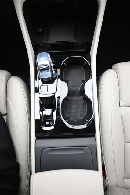 New 2026 Volvo XC40 B4 Plus w/ Protection Package Premier image 10