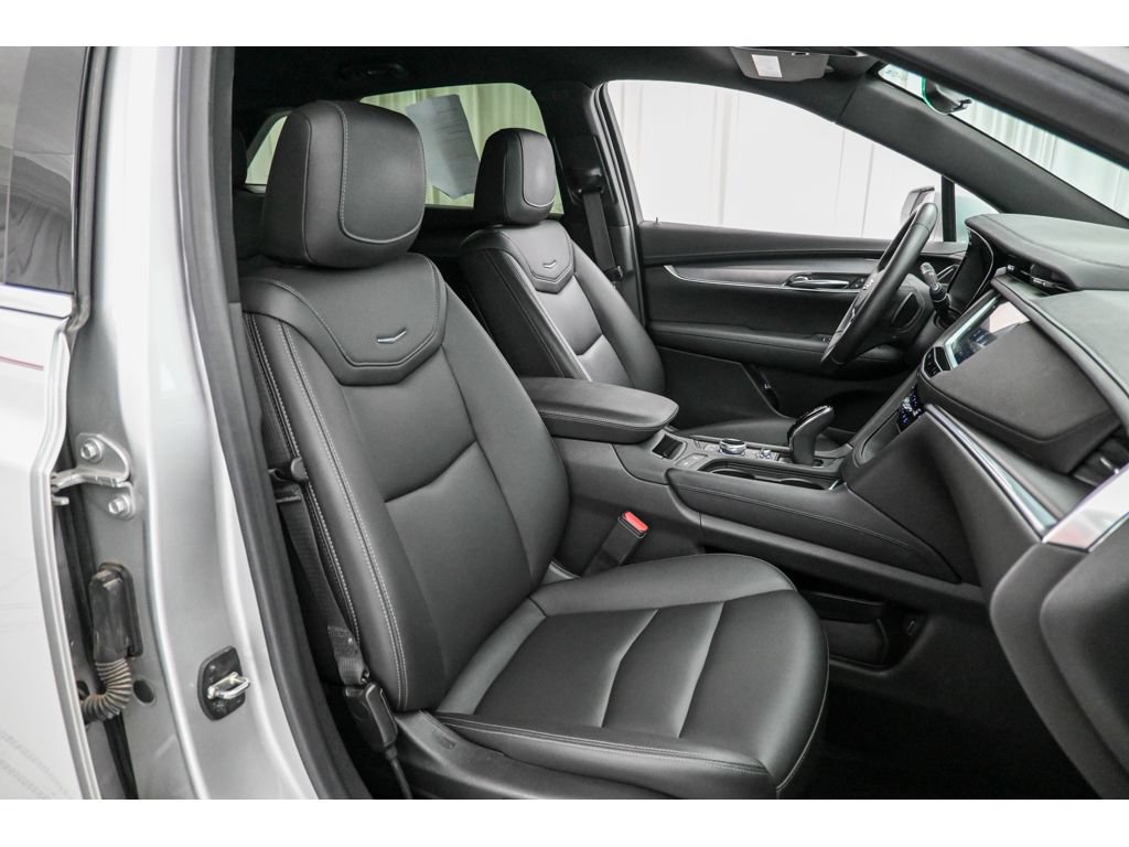 Used 2020 Cadillac XT5 Luxury FWD image 17