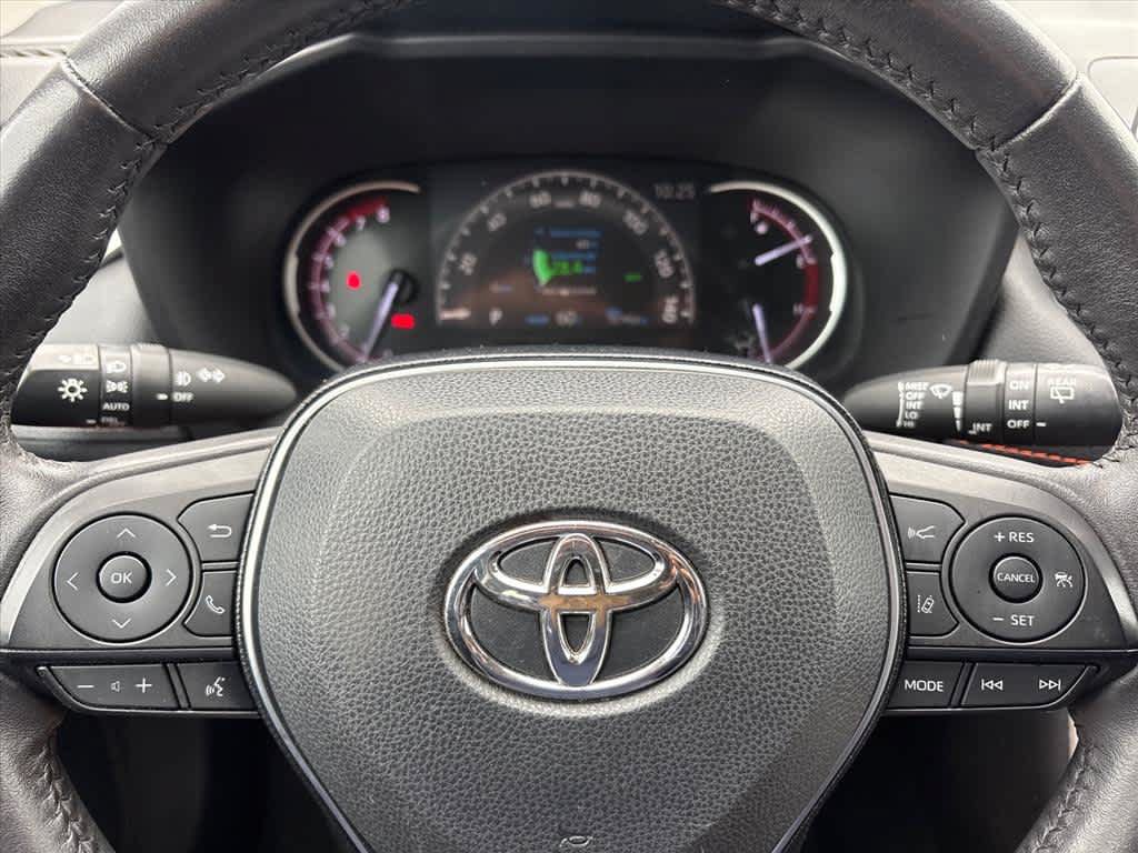 Used 2020 Toyota RAV4 Adventure AWD/4WD image 16