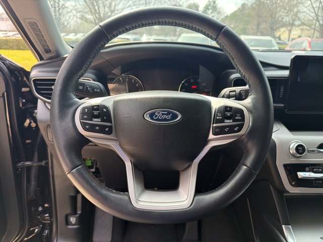Used 2023 Ford Explorer XLT w/ Equipment Group 202A image 13