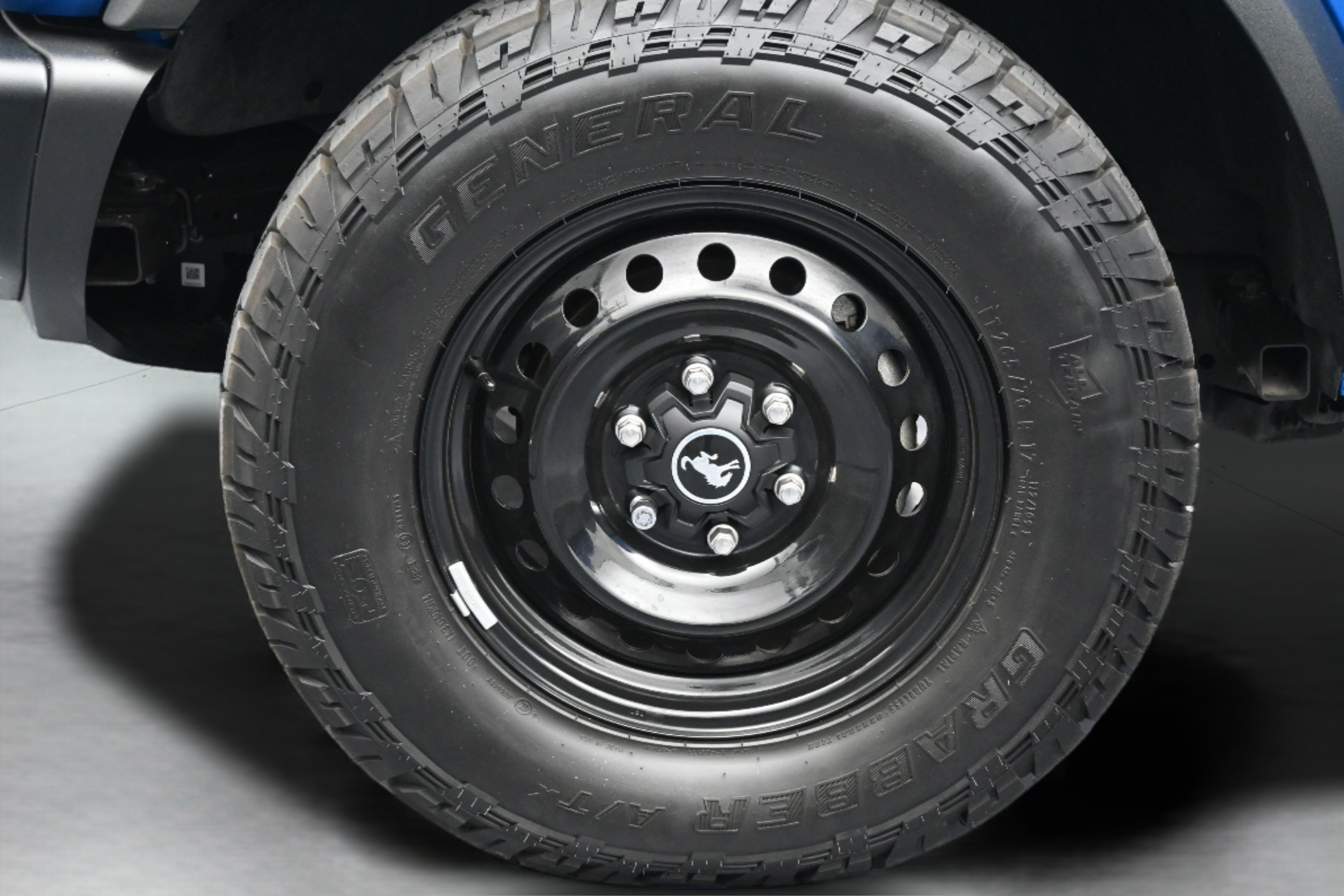 Used 2023 Ford Bronco Black Diamond AWD/4WD image 10