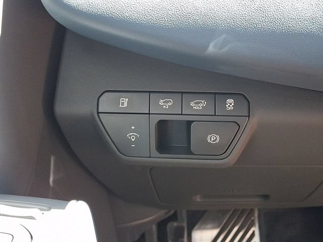 Used 2024 Kia EV9 GT-Line AWD/4WD image 24