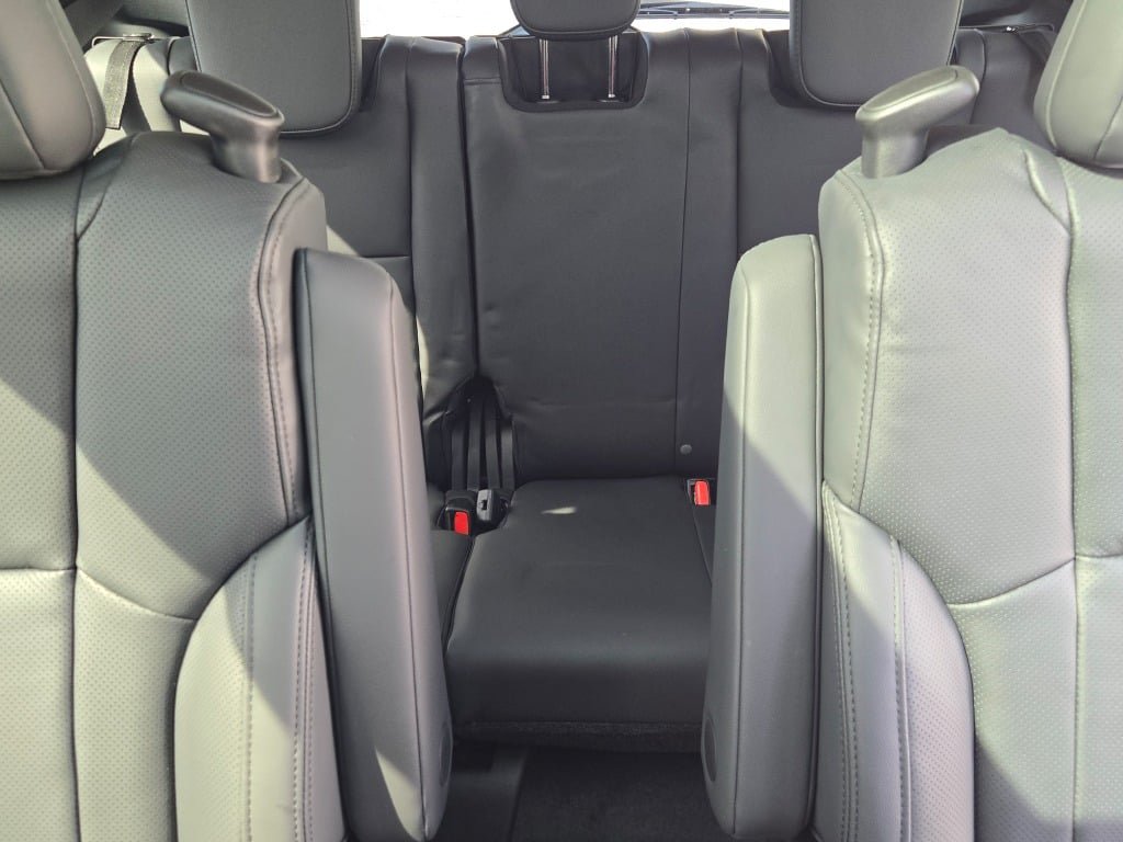 New 2027 Subaru Ascent Touring AWD/4WD image 19