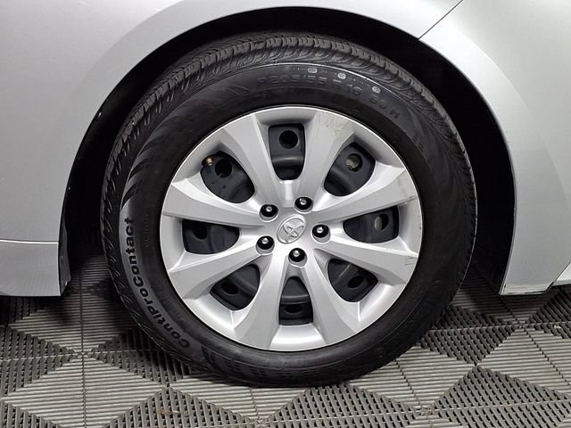 Used 2023 Toyota Corolla LE w/ Carpet Mat Package (TMS) FWD image 11