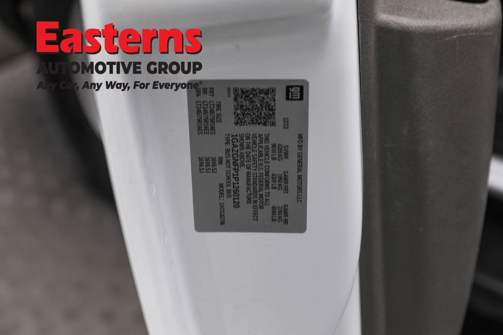 Used 2023 Chevrolet Express 3500 LS image 33