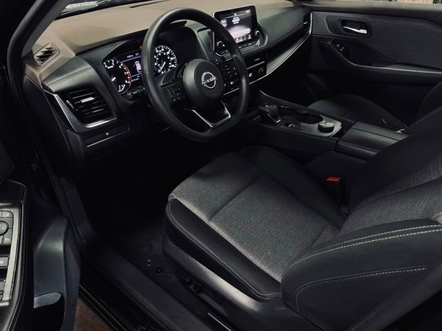 Used 2022 Nissan Rogue SV AWD/4WD image 17