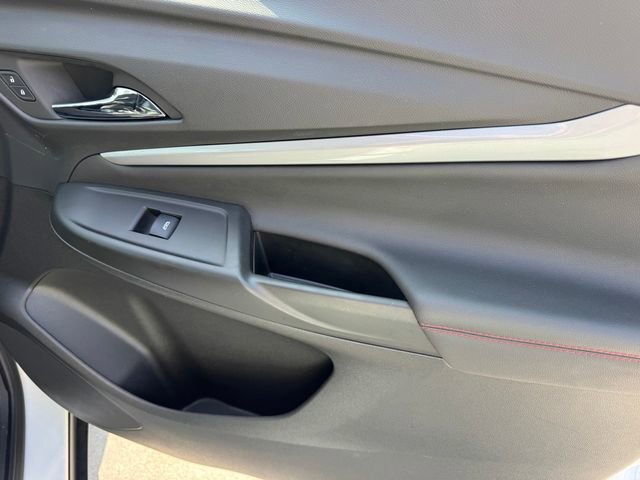 Certified 2023 Chevrolet Bolt EUV LT w/ Convenience Package image 9