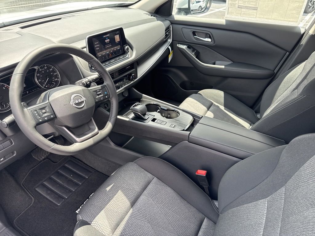 New 2026 Nissan Rogue SV FWD image 10