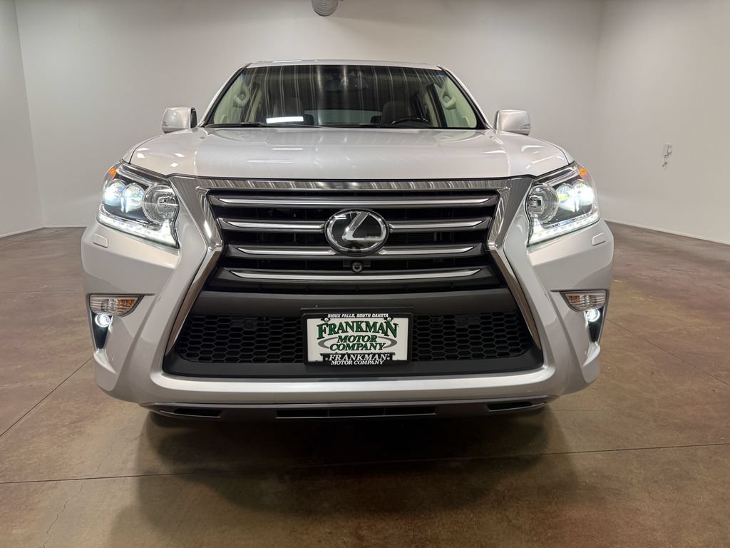 Used 2017 Lexus GX 460 Luxury AWD/4WD image 40