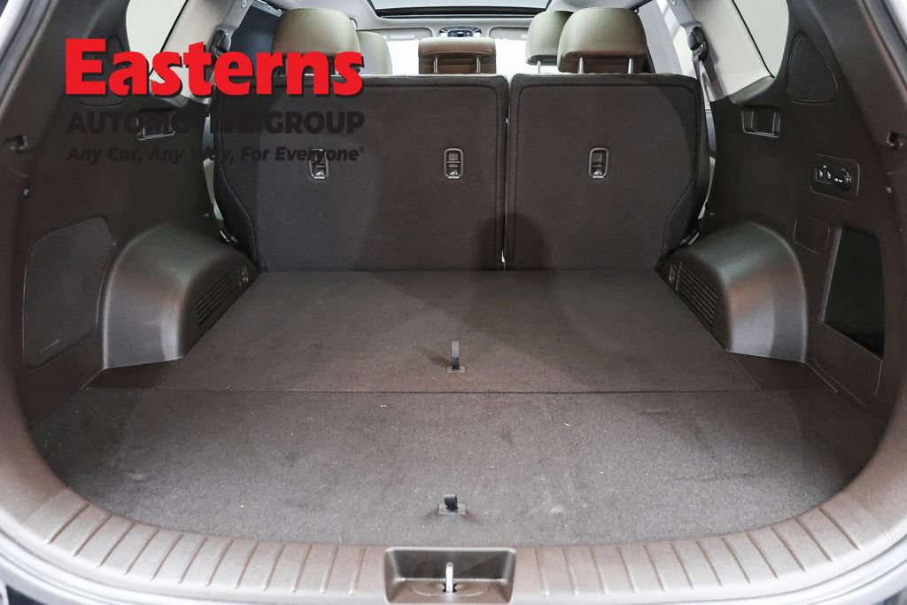 Used 2023 Hyundai Santa Fe Limited AWD/4WD image 9