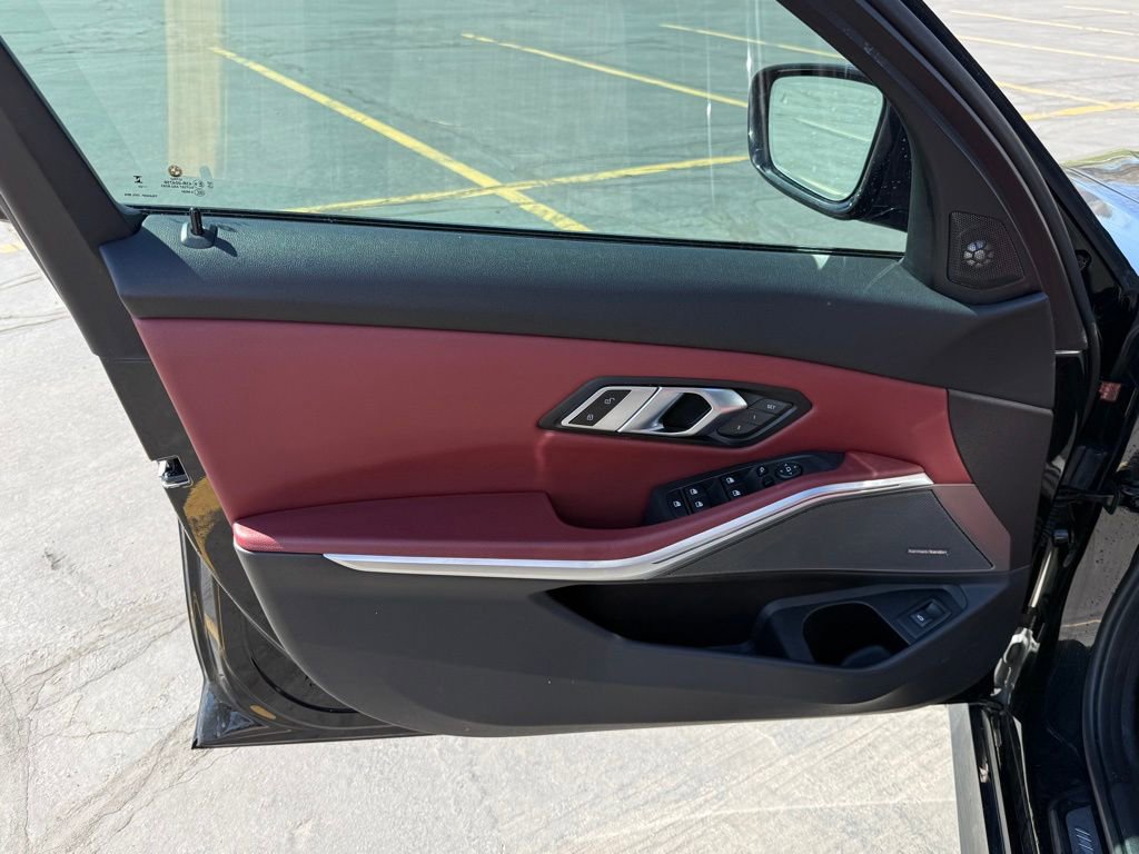 Used 2023 BMW 330i xDrive Sedan w/ M Sport Package image 8