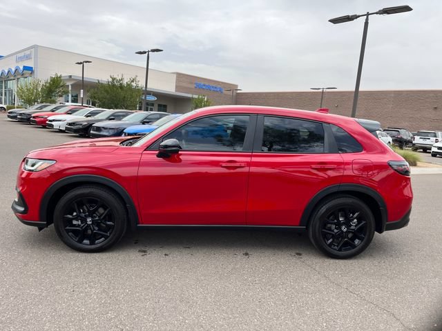 Certified 2025 Honda HR-V Sport image 8