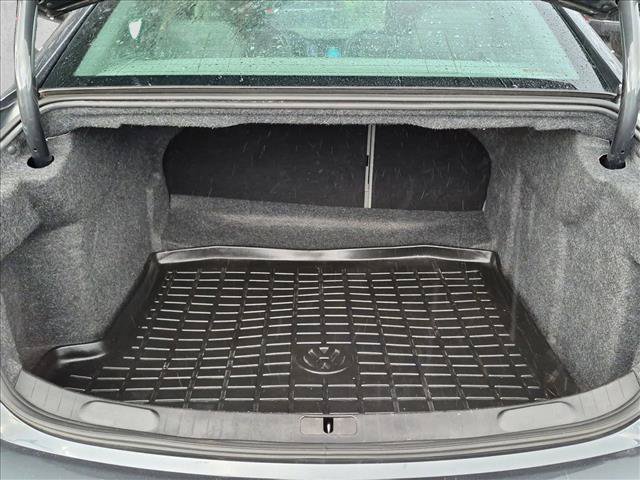 Used 2015 Chevrolet Impala LTZ FWD image 6