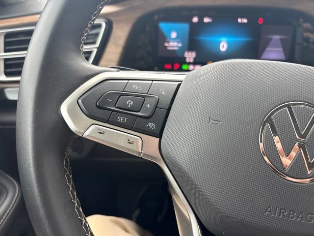 Used 2025 Volkswagen Atlas SE FWD image 29
