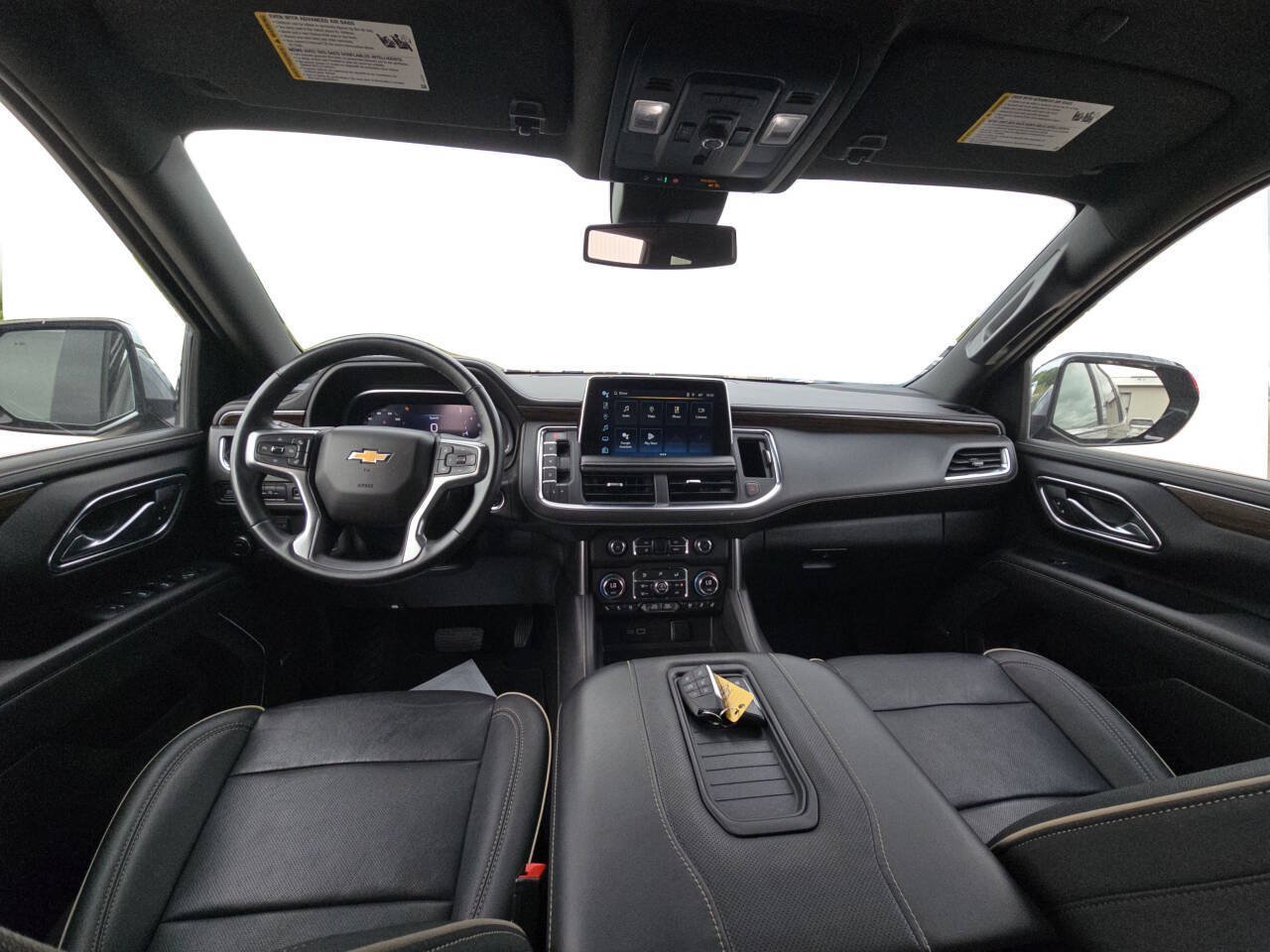 Used 2023 Chevrolet Tahoe Premier AWD/4WD image 12