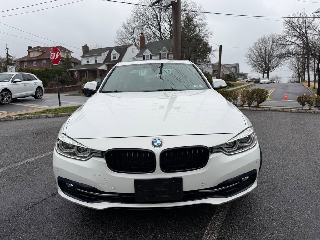 Used 2017 BMW 340i xDrive Sedan AWD/4WD image 2