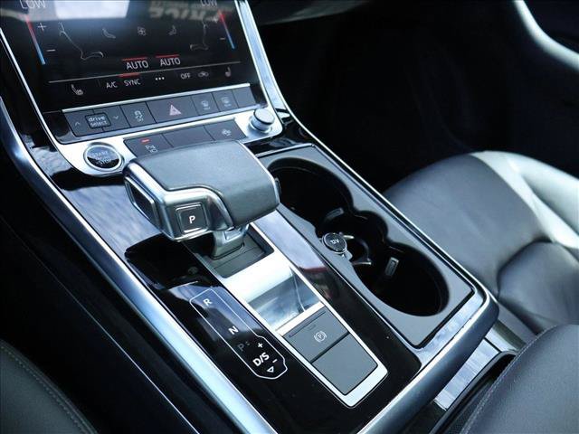 Used 2023 Audi Q7 3.0T Premium w/ Convenience Package AWD/4WD image 15