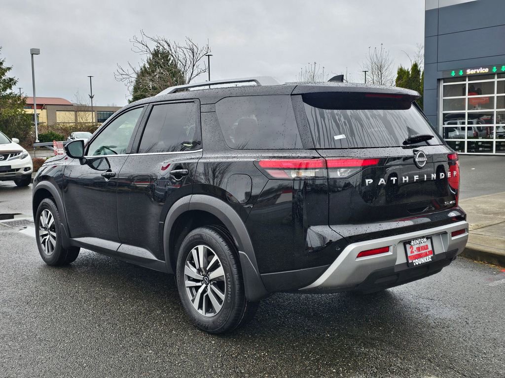 New 2025 Nissan Pathfinder SL image 7