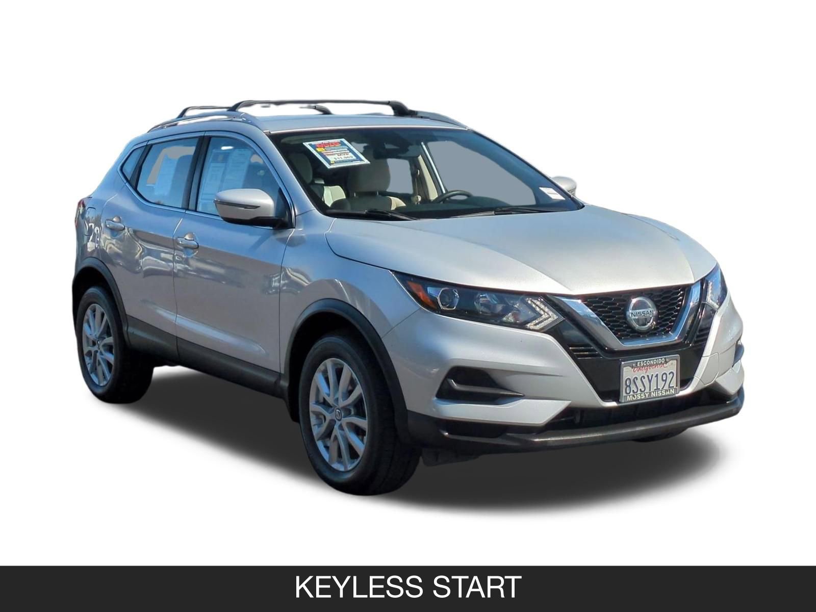 Used 2020 Nissan Rogue Sport SV FWD image 2