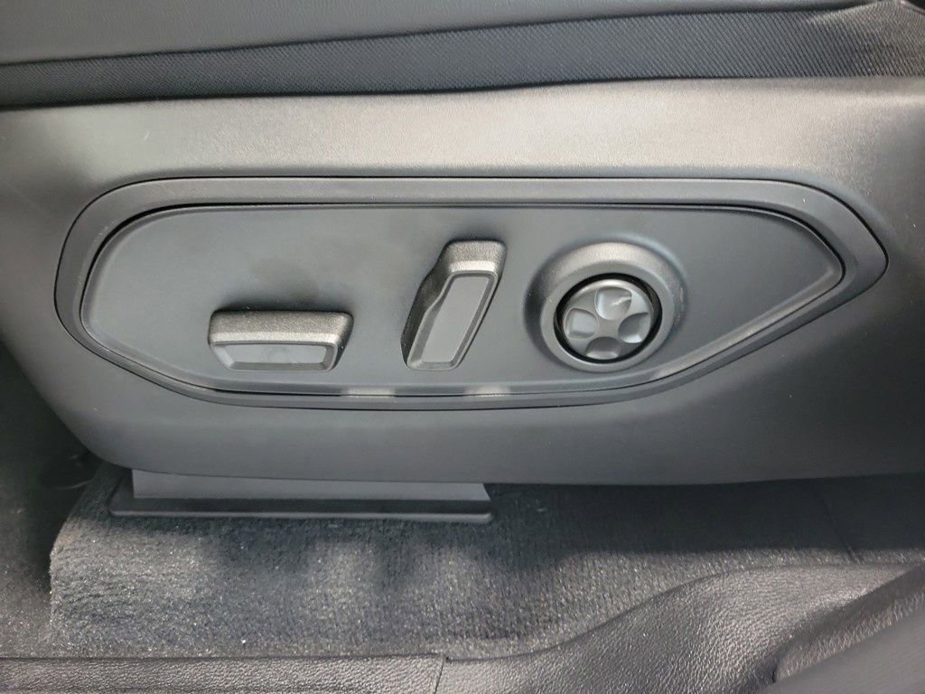 New 2025 Jeep Grand Cherokee Limited image 10