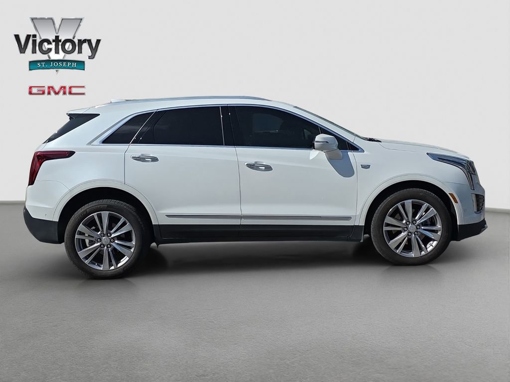 Used 2024 Cadillac XT5 Premium Luxury w/ Platinum Package AWD/4WD image 19