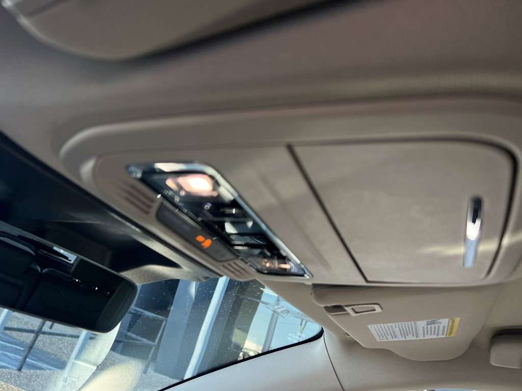 New 2026 Lincoln Corsair Premiere image 12