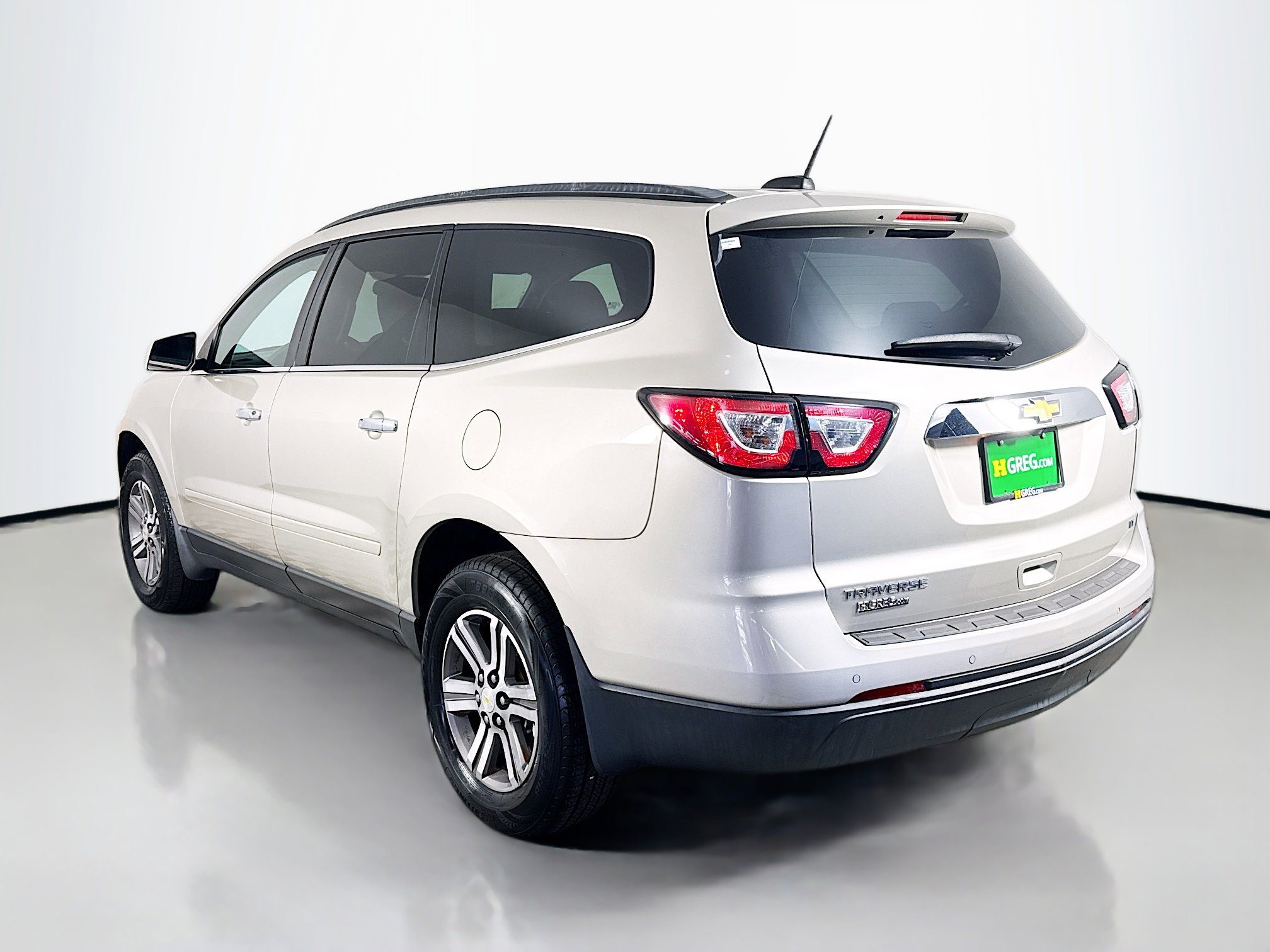 Used 2017 Chevrolet Traverse LT FWD image 7