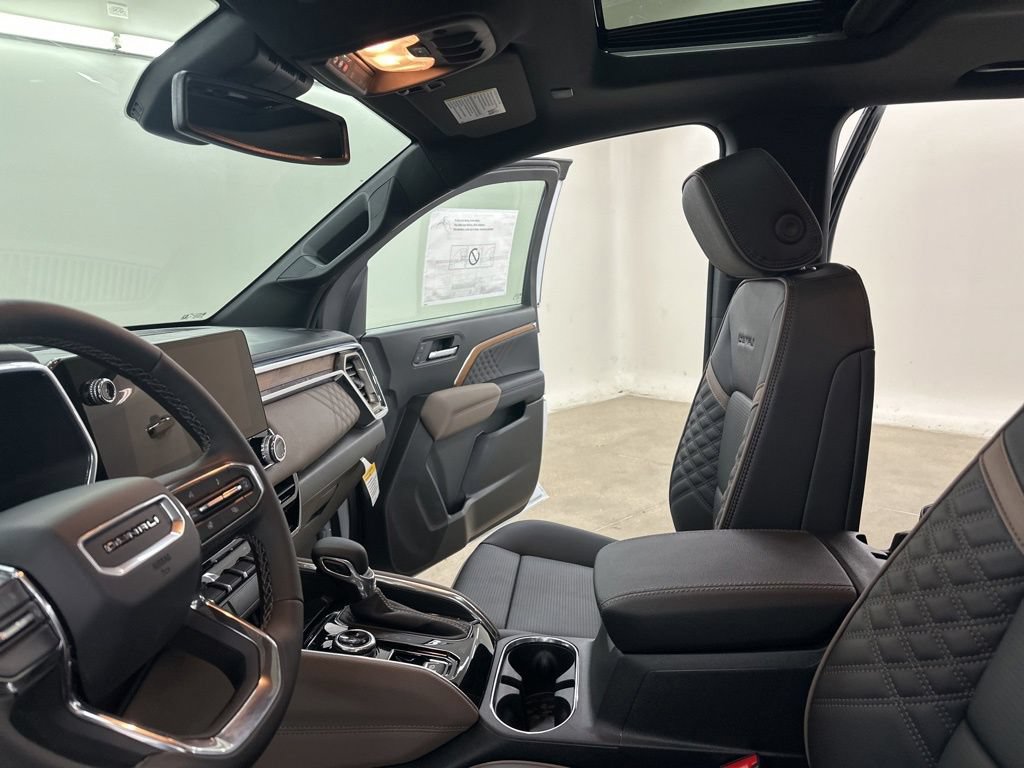 New 2026 GMC Canyon Denali AWD/4WD image 40