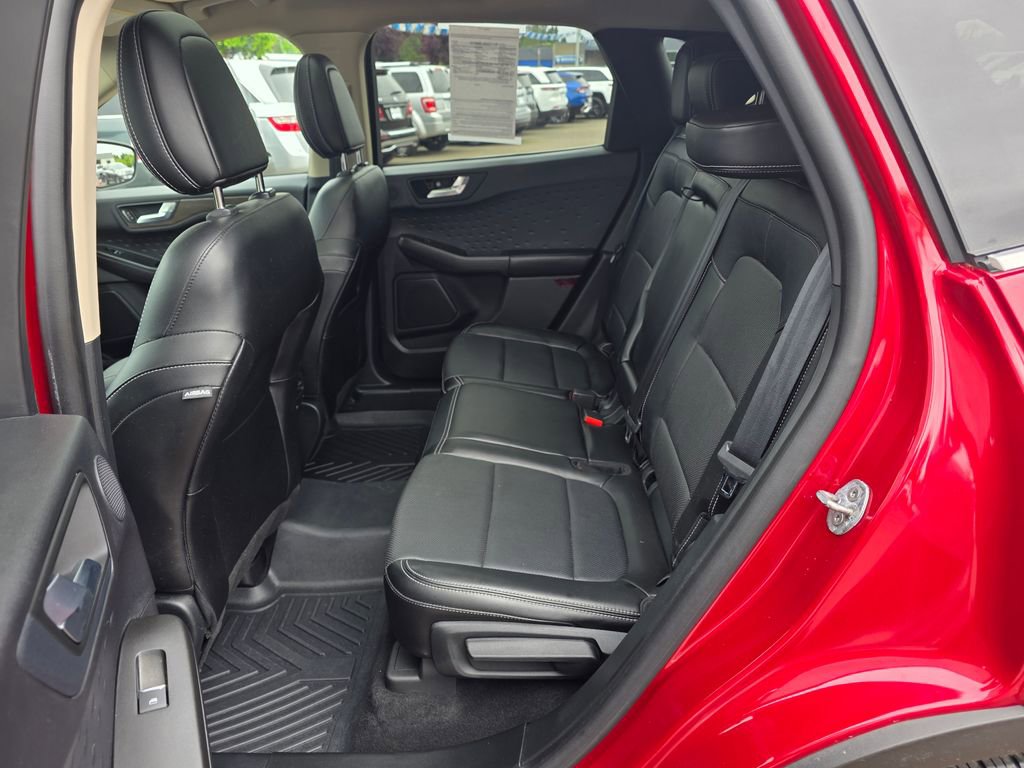 Used 2020 Ford Escape Titanium AWD/4WD image 11