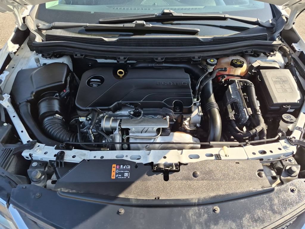 Certified 2019 Chevrolet Cruze LS w/ LS Convenience Package FWD image 31