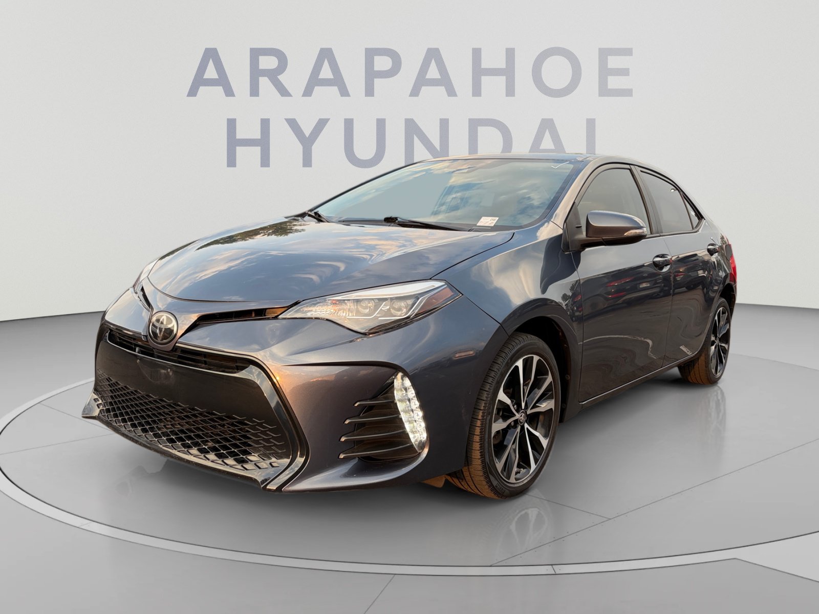 Used 2017 Toyota Corolla SE w/ Carpet Mat Package (TMS) FWD image 1