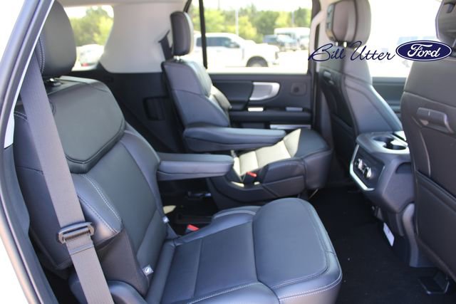 New 2026 Ford Expedition Platinum image 9